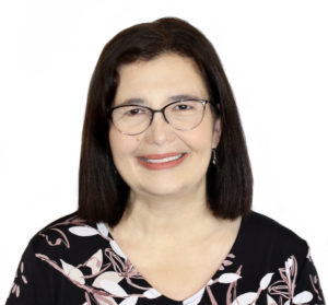 Dr. Elvia Cortes